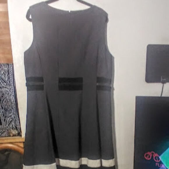 Calvin Klein Gray Black Fit Flare Belted Classic Office Dress Women’s Size 16 W - Picture 6 of 16